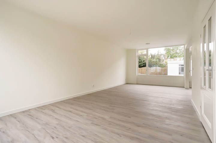 Foto 12 van Bendienlaan 8