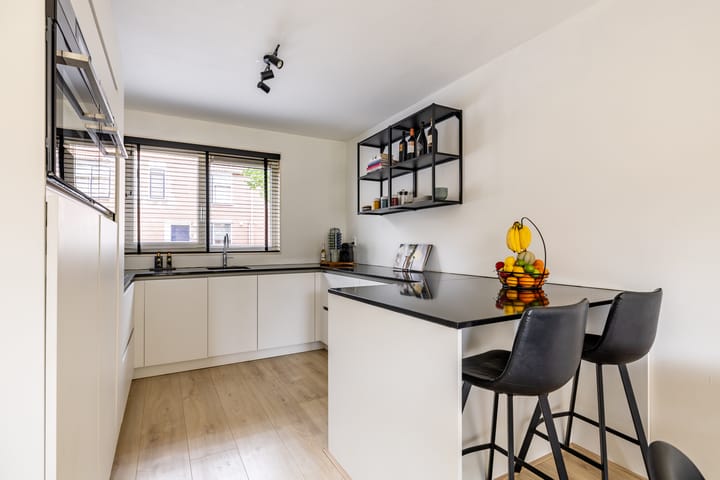 Foto 3 van Veenweidestraat 60