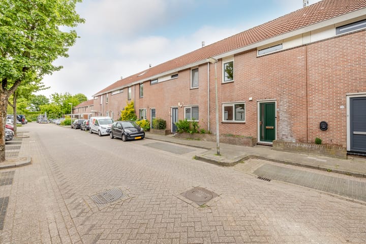 Foto 6 van Veenweidestraat 60