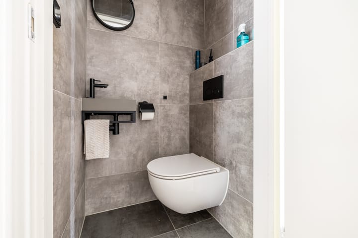 Foto 9 van Veenweidestraat 60