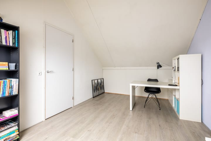 Foto 38 van Veenweidestraat 60