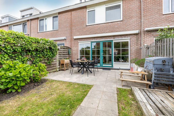 Foto 44 van Veenweidestraat 60