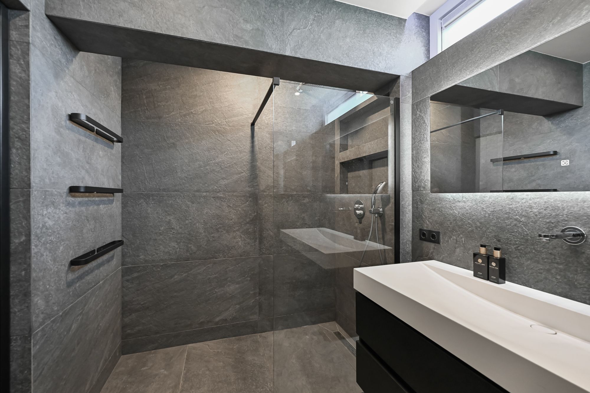 Foto 27 van Groenoord 396