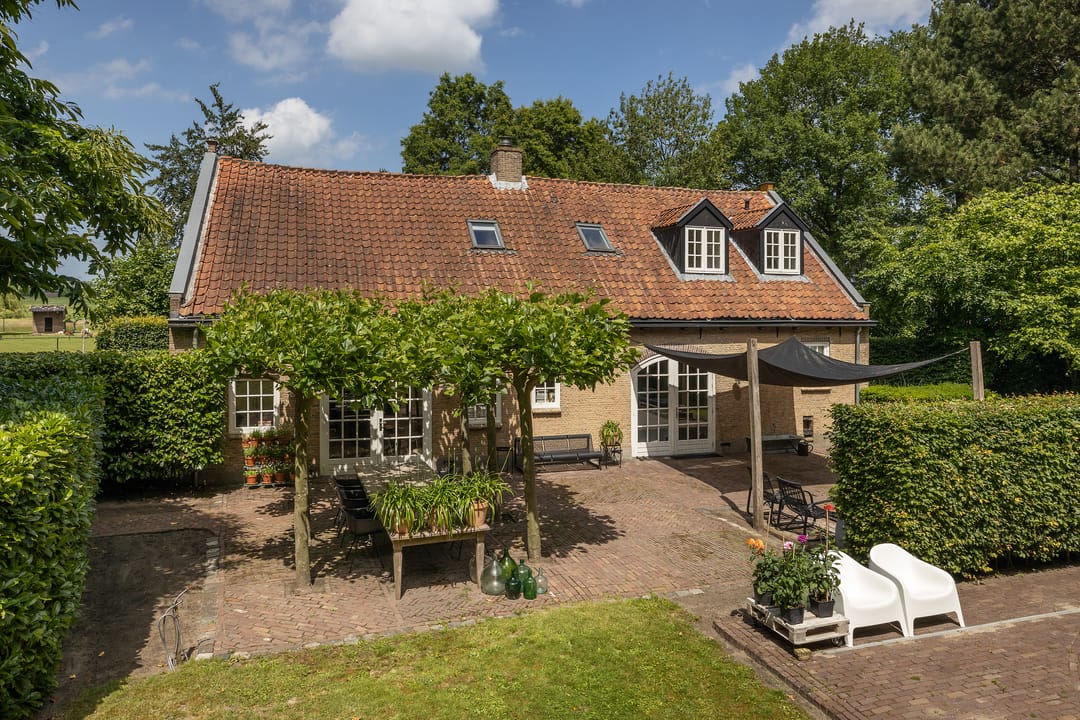 Foto 1 van Lange Brugstraat 136