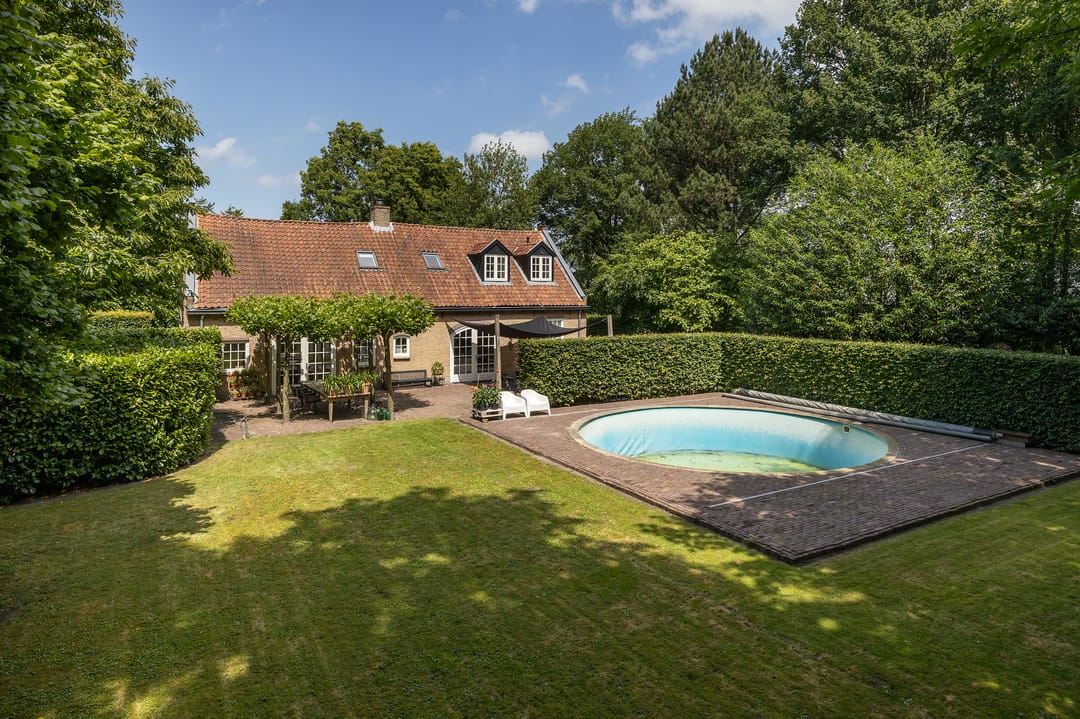 Foto 32 van Lange Brugstraat 136