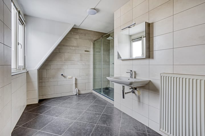 Foto 16 van Bezembinder 44