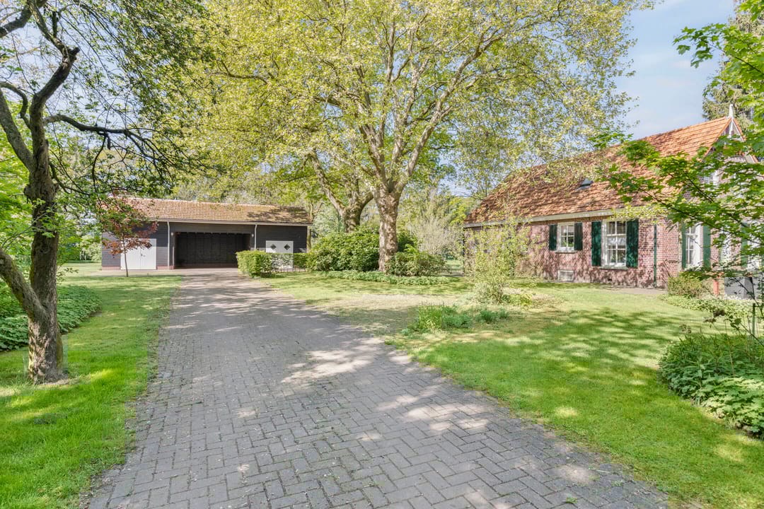 Foto 8 van Dinxperlosestraatweg 96