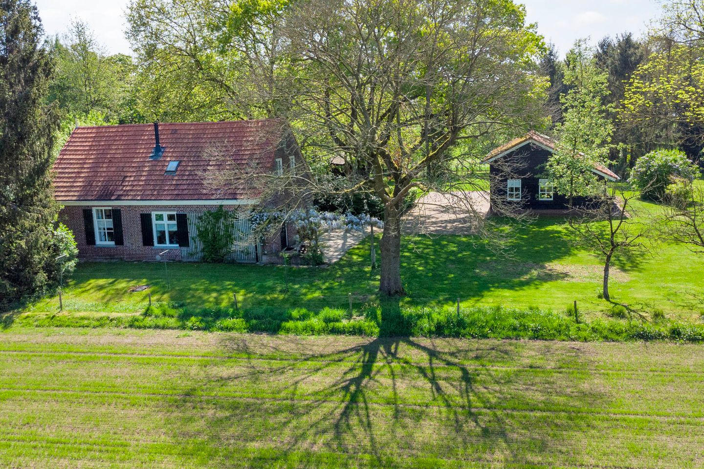 Foto 14 van Dinxperlosestraatweg 96