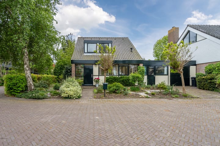 Foto 1 van Jan van Scorelpark 48