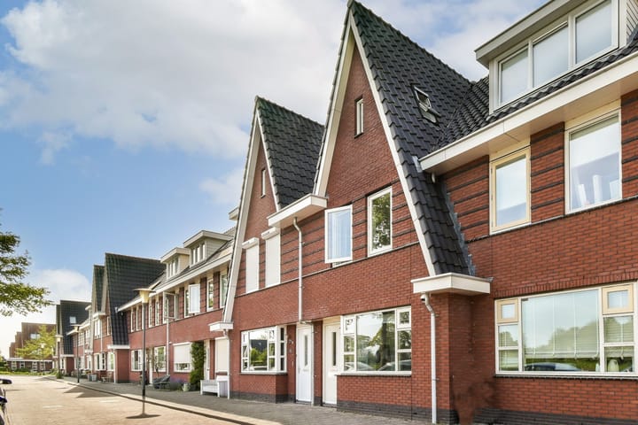 Photo 1 of Zeeltstraat 27