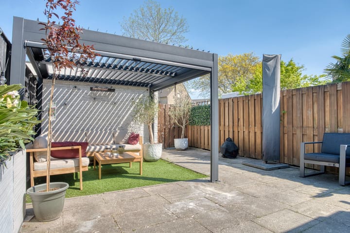 Foto 4 van Meubelmaker 33