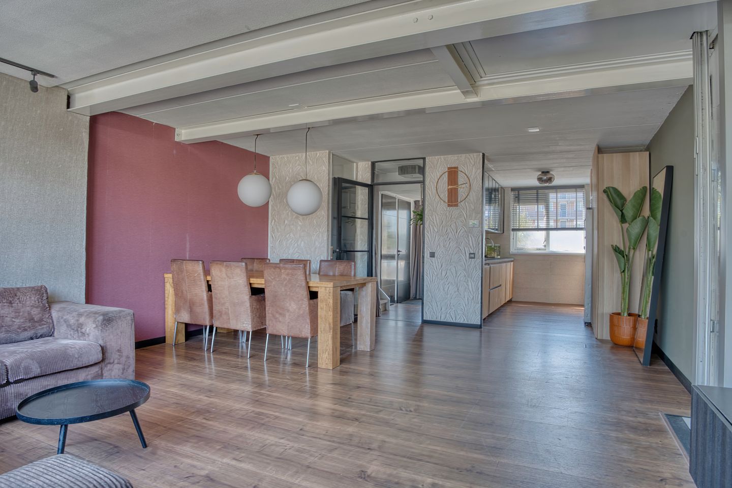 Photo 14 of Meubelmaker 33