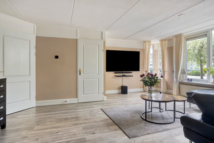 Foto 11 van Leliestraat 64