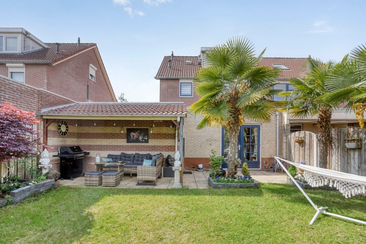 Foto 39 van Leliestraat 64