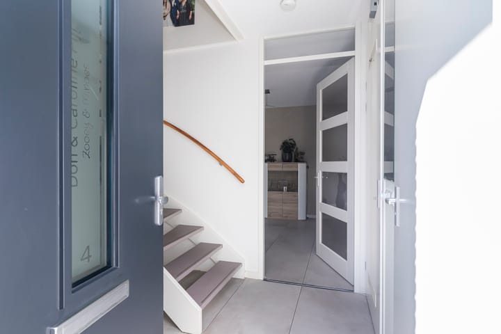 Foto 6 van Slanke Waterbies 4