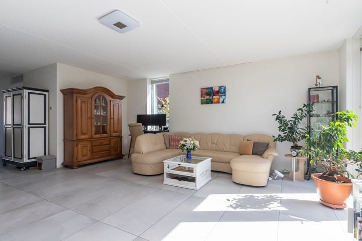 Foto 13 van Slanke Waterbies 4