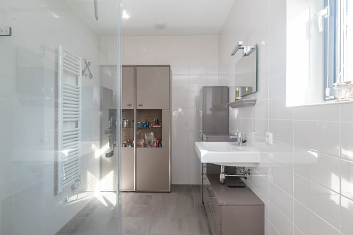 Foto 22 van Slanke Waterbies 4