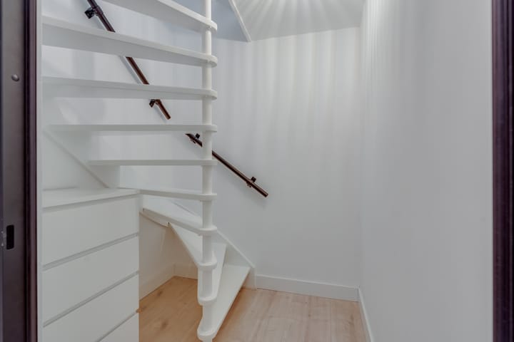 Foto 17 van Poortenaarlaan 8