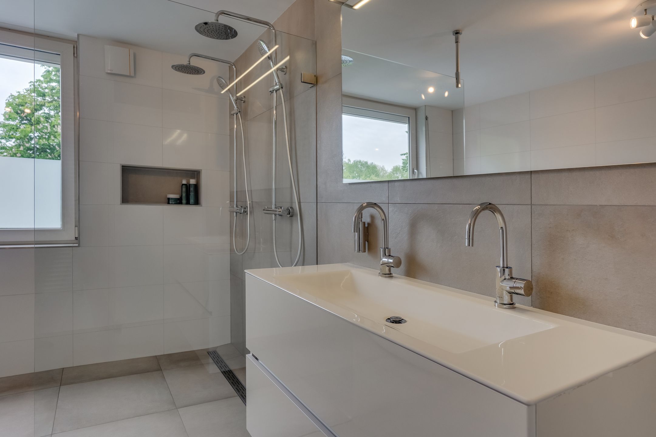 Photo 39 of Poortenaarlaan 8