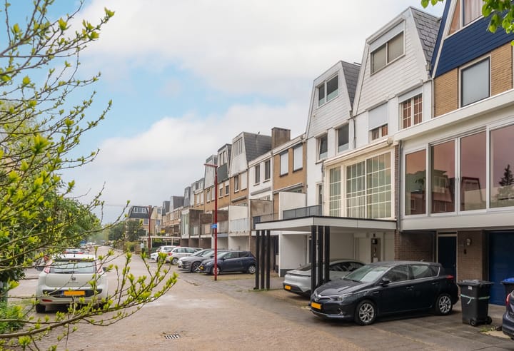 Foto 50 van Poortenaarlaan 8