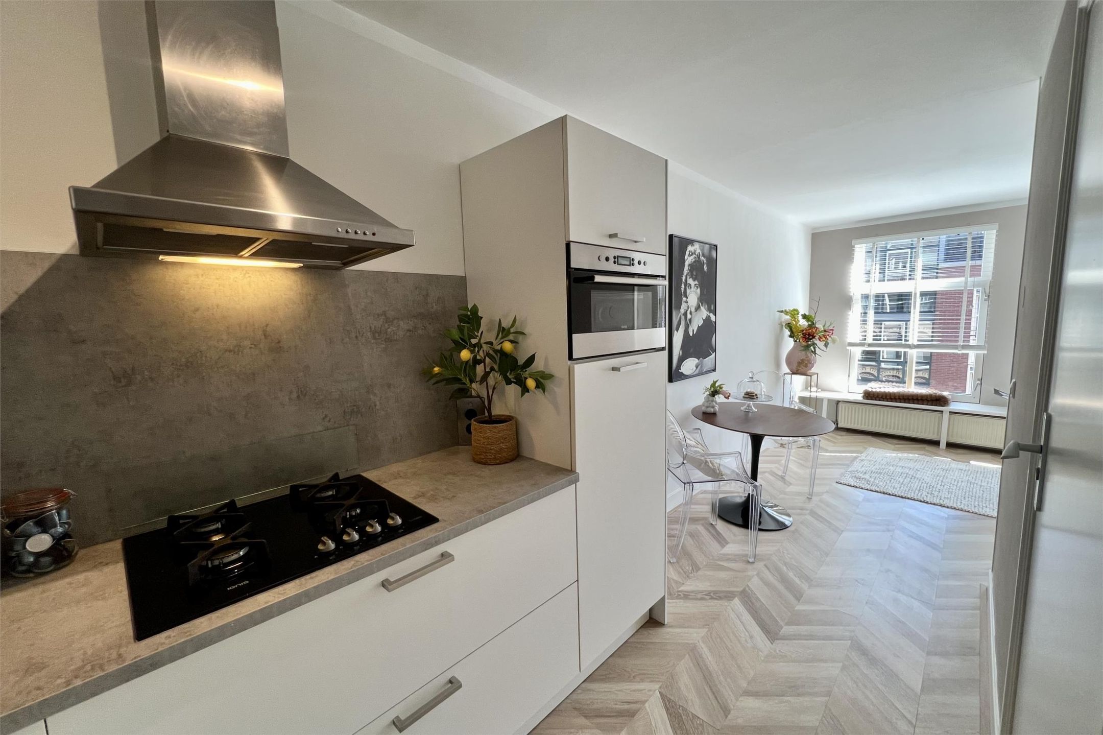 Photo 9 of Joan Melchior Kemperstraat 42-3