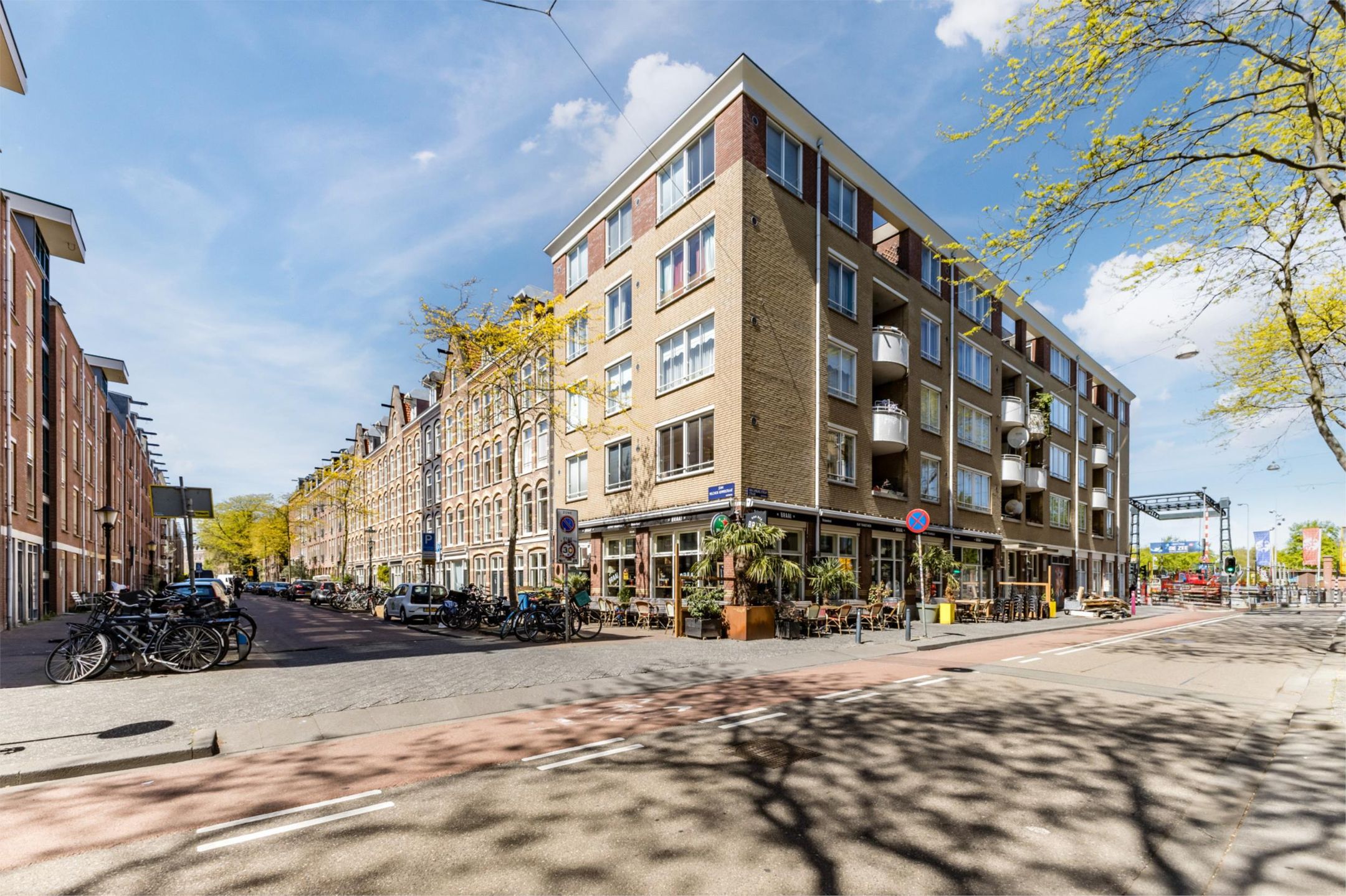 Photo 27 of Joan Melchior Kemperstraat 42-3