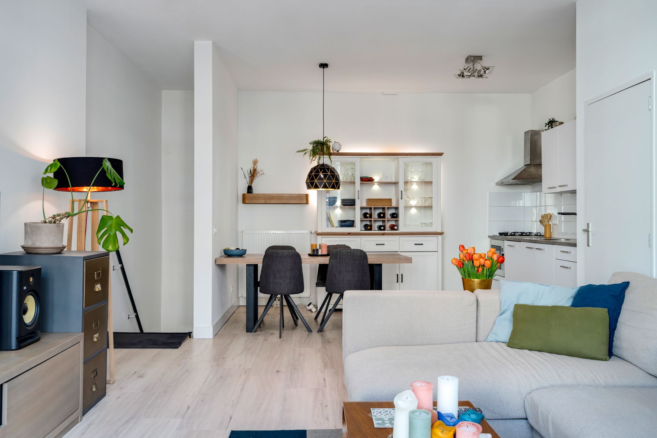 Foto 12 van Adelaarstraat 43-1