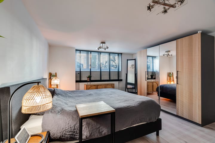 Foto 23 van Adelaarstraat 43-1