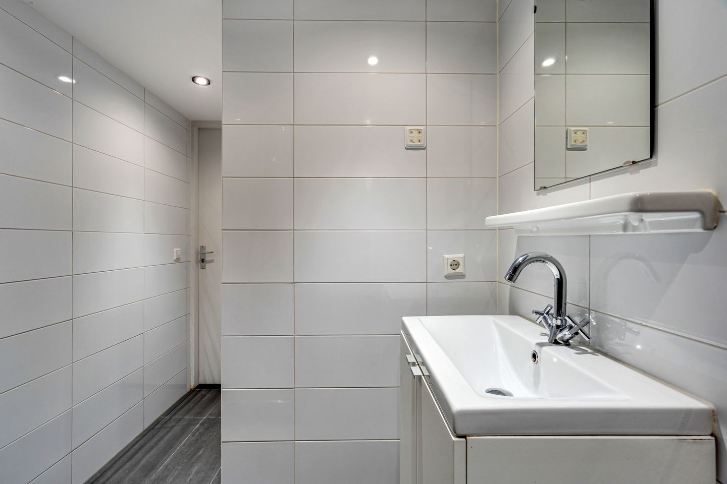 Foto 29 van Adelaarstraat 43-1