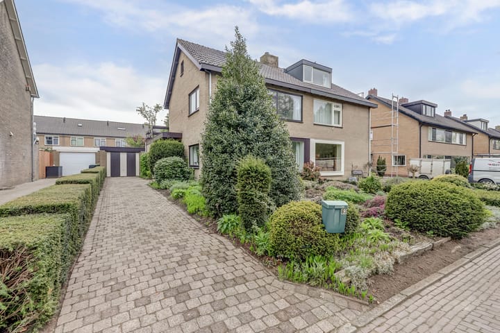 Foto 1 van Lijsterlaan 63