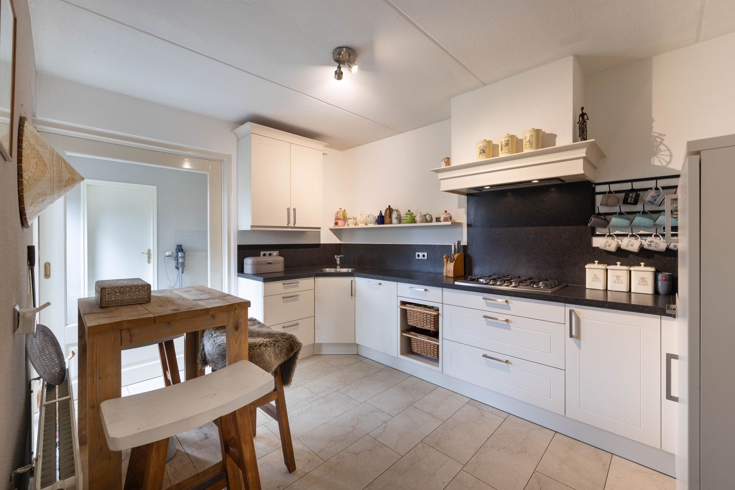 Photo 4 of Montfort 12