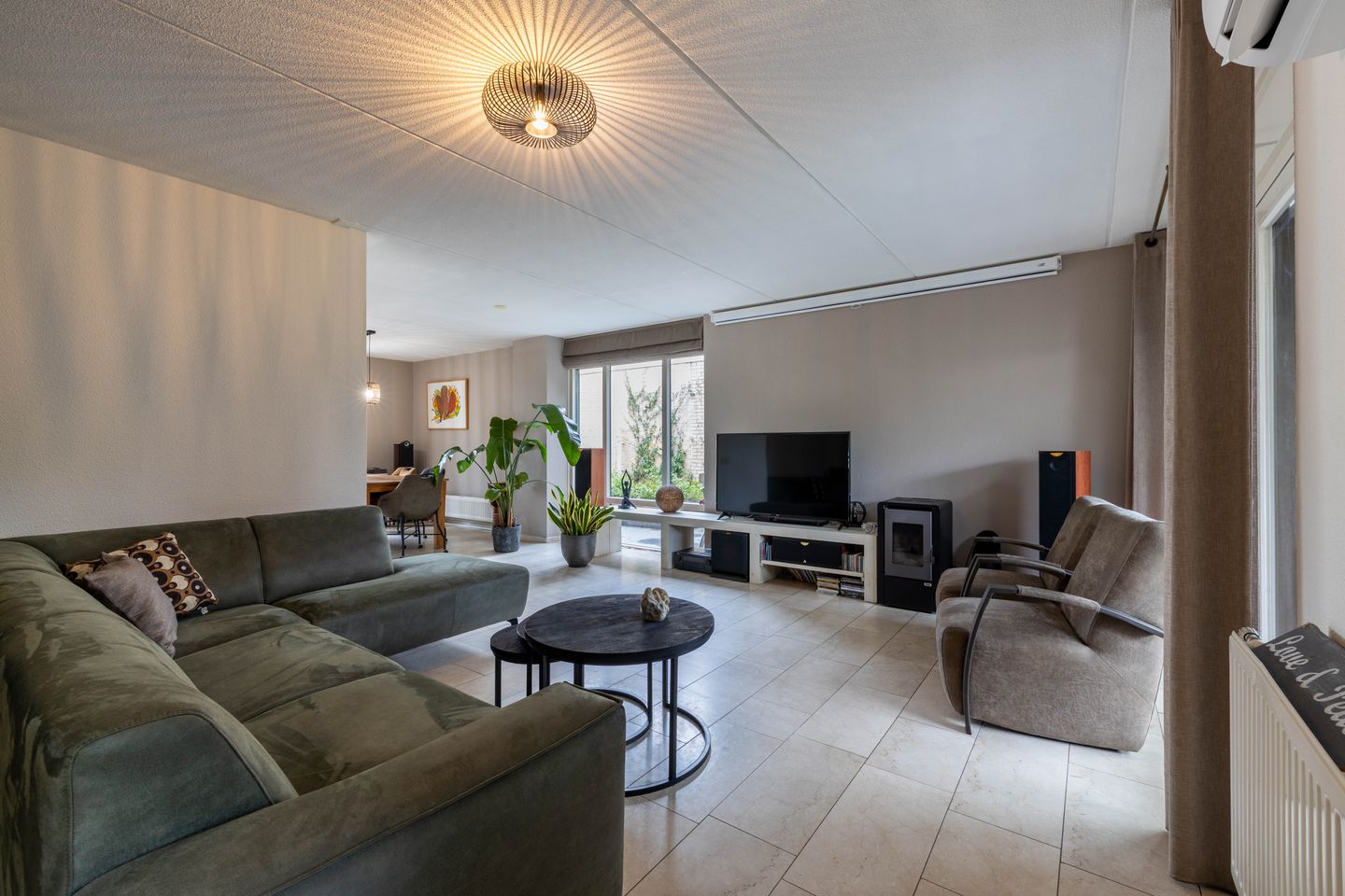 Photo 5 of Montfort 12