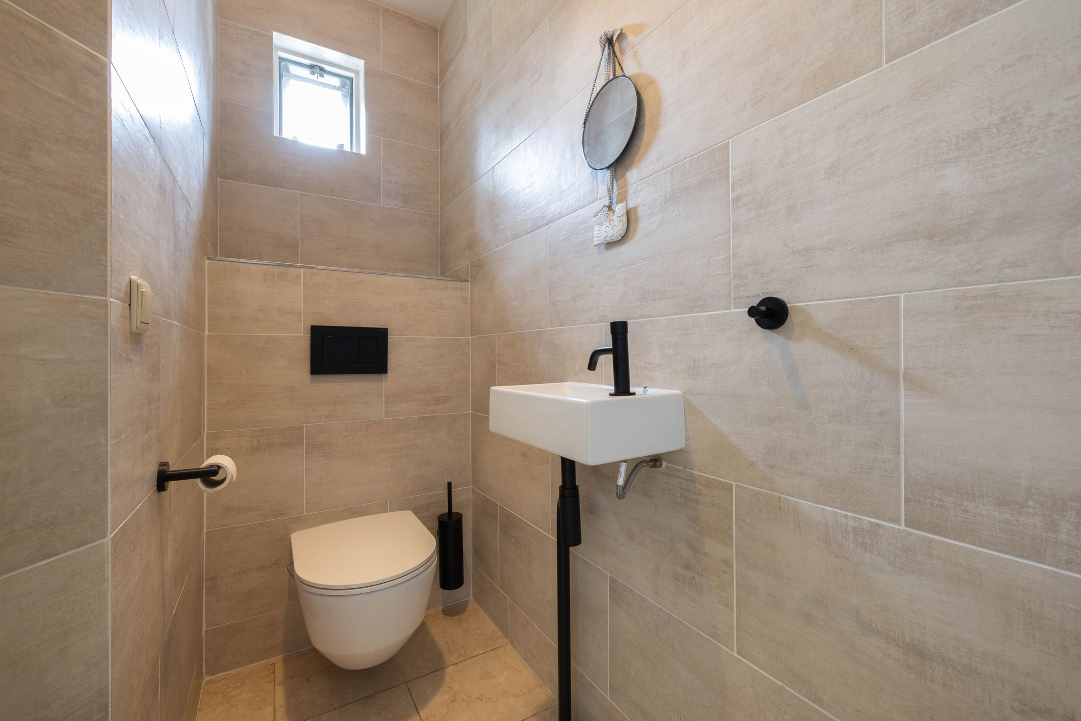 Photo 15 of Montfort 12