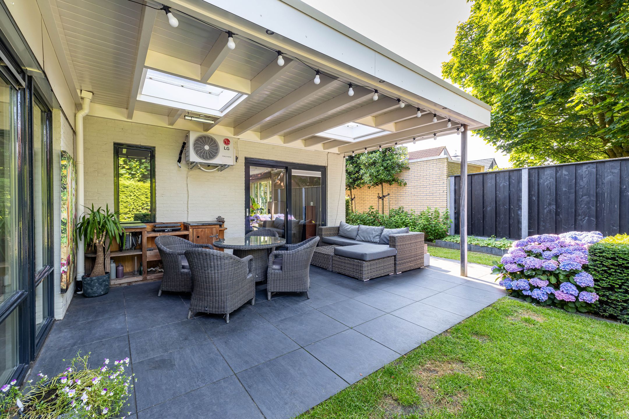 Photo 24 of Montfort 12