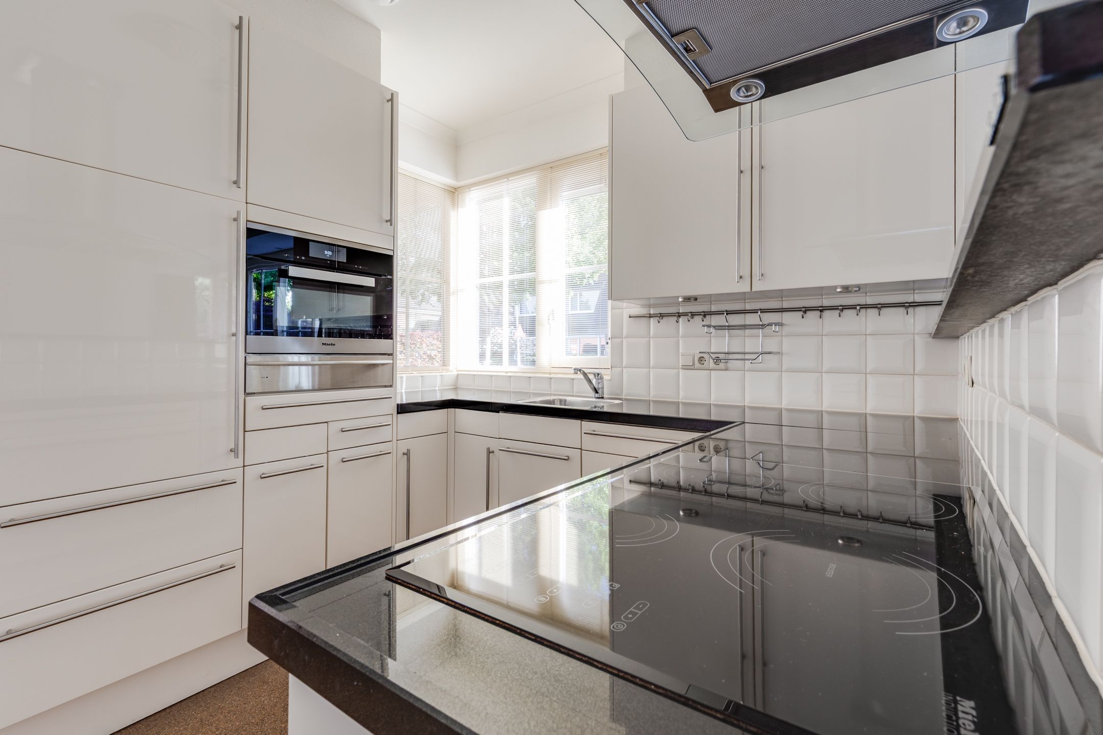 Foto 24 van Burgemeester de Bruijnstraat 83-03