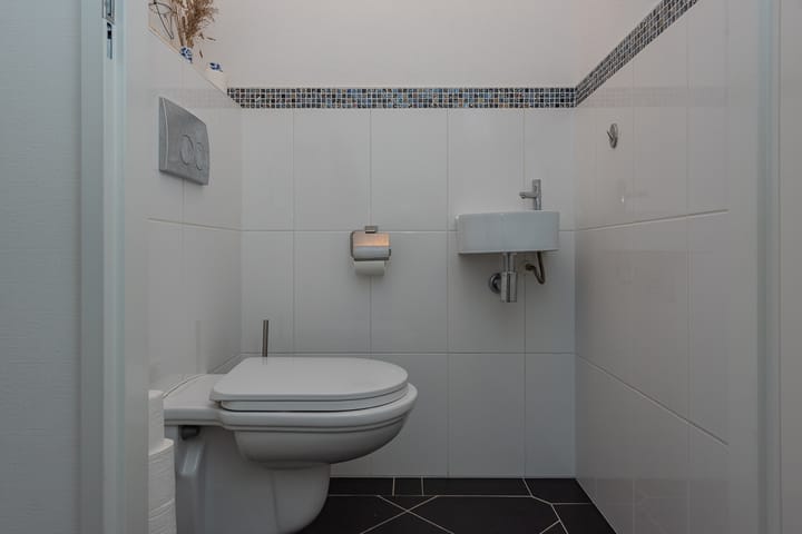 Photo 6 of de Hagen 102