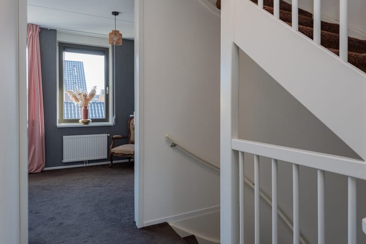 Photo 16 of de Hagen 102