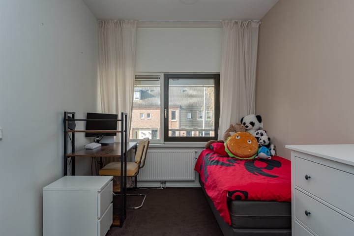 Photo 22 of de Hagen 102