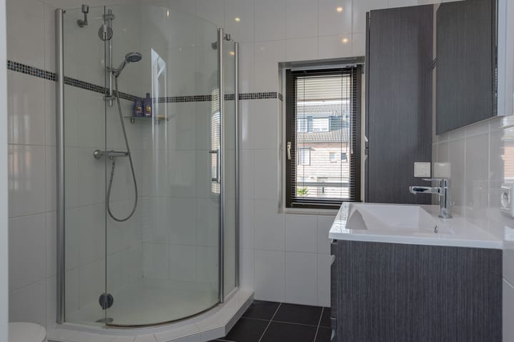 Photo 24 of de Hagen 102