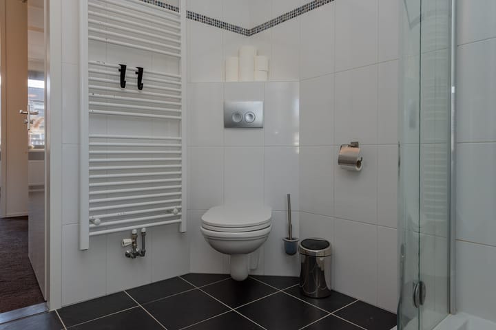 Photo 26 of de Hagen 102