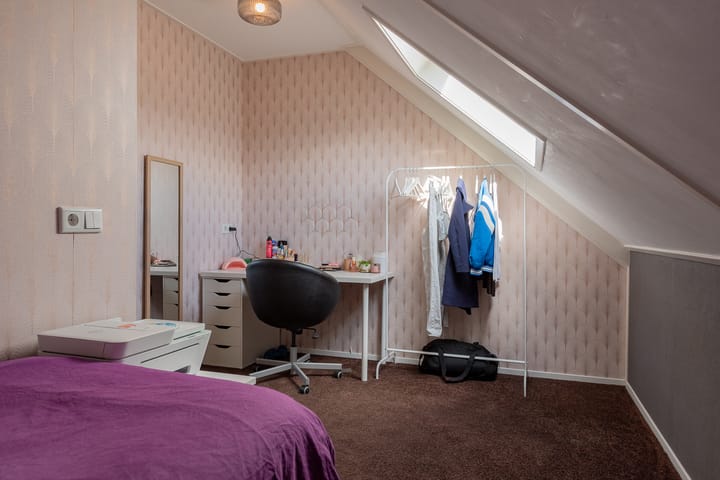 Photo 32 of de Hagen 102