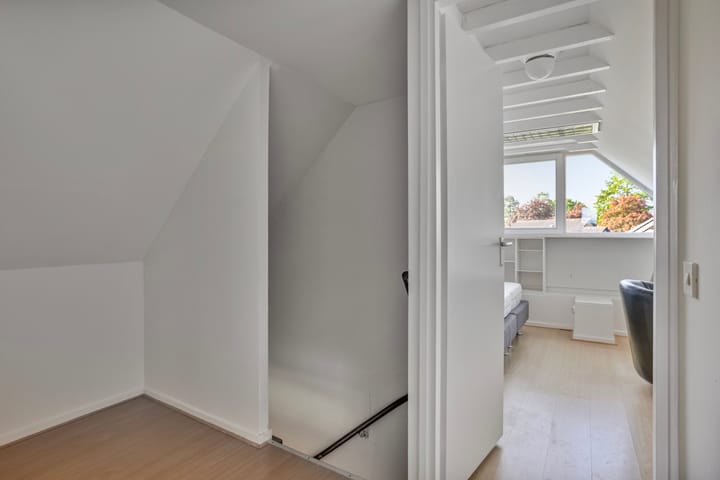 Foto 29 van Leeuwerikstraat 39