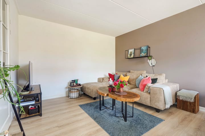 Foto 14 van Tieratesstraat 22