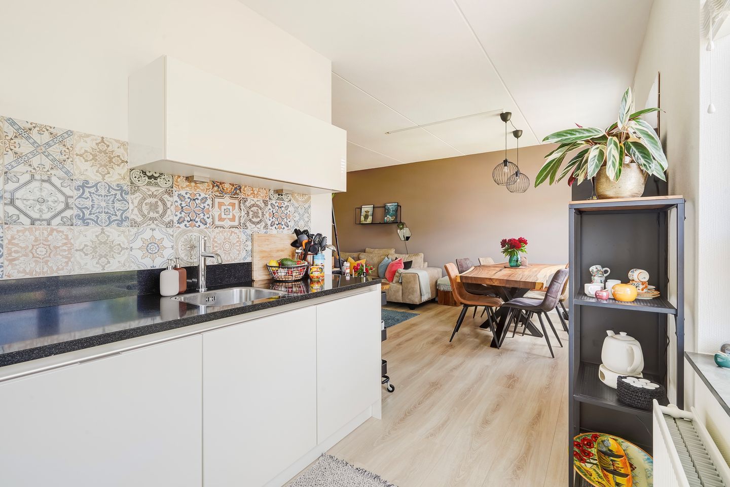 Foto 20 van Tieratesstraat 22