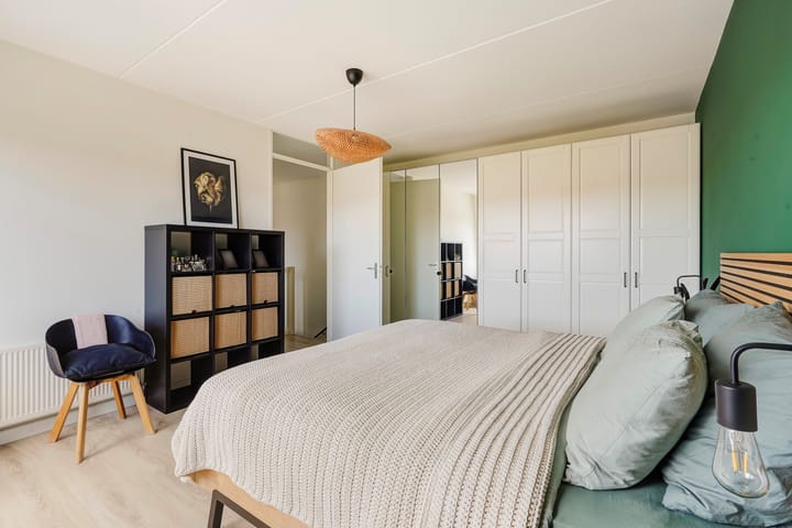 Foto 32 van Tieratesstraat 22