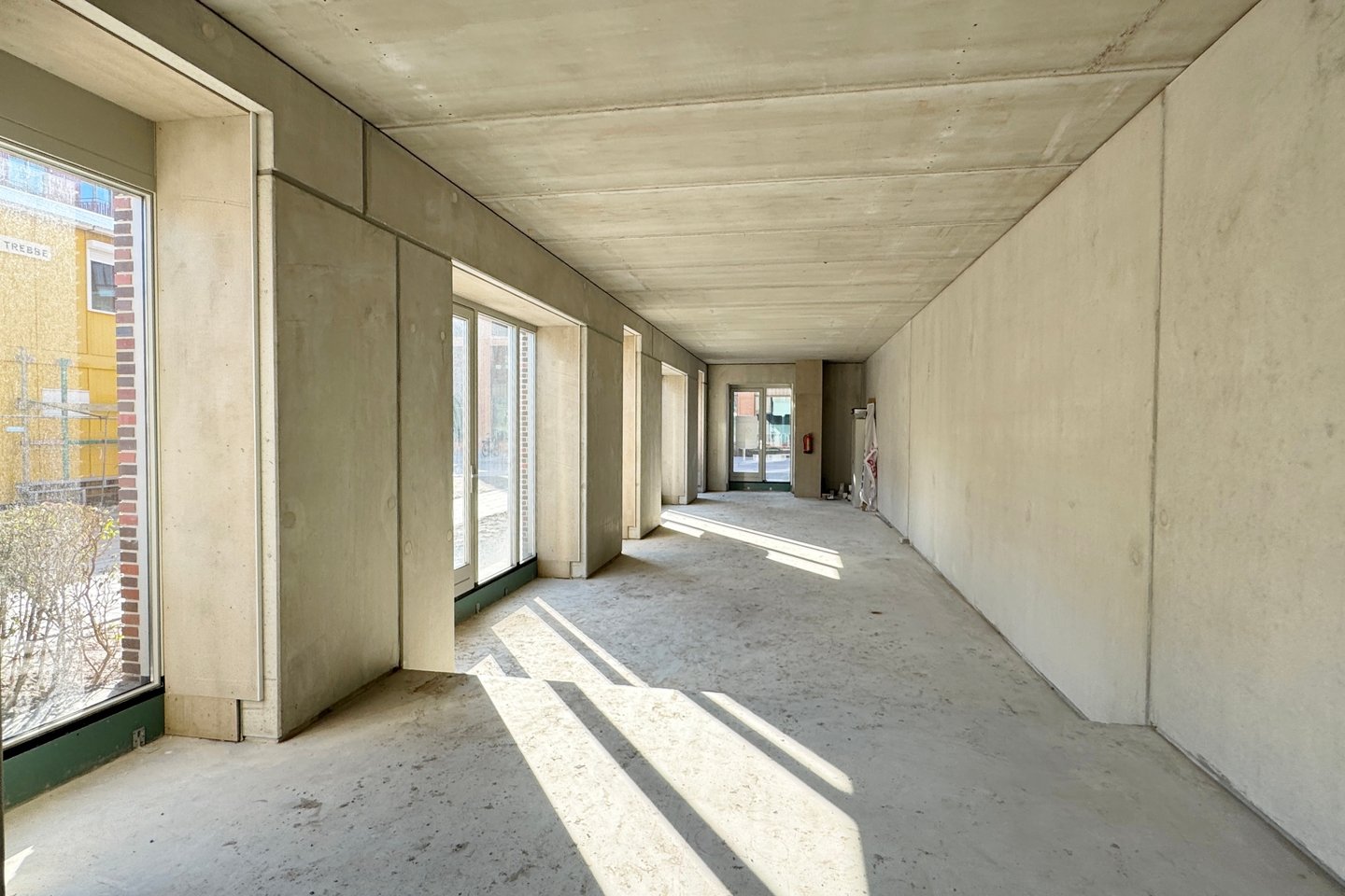 View photo 5 of Westinghousestraat 11
