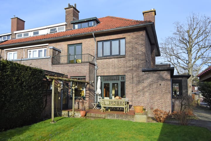 Foto 5 van Van Hoeylaan 36