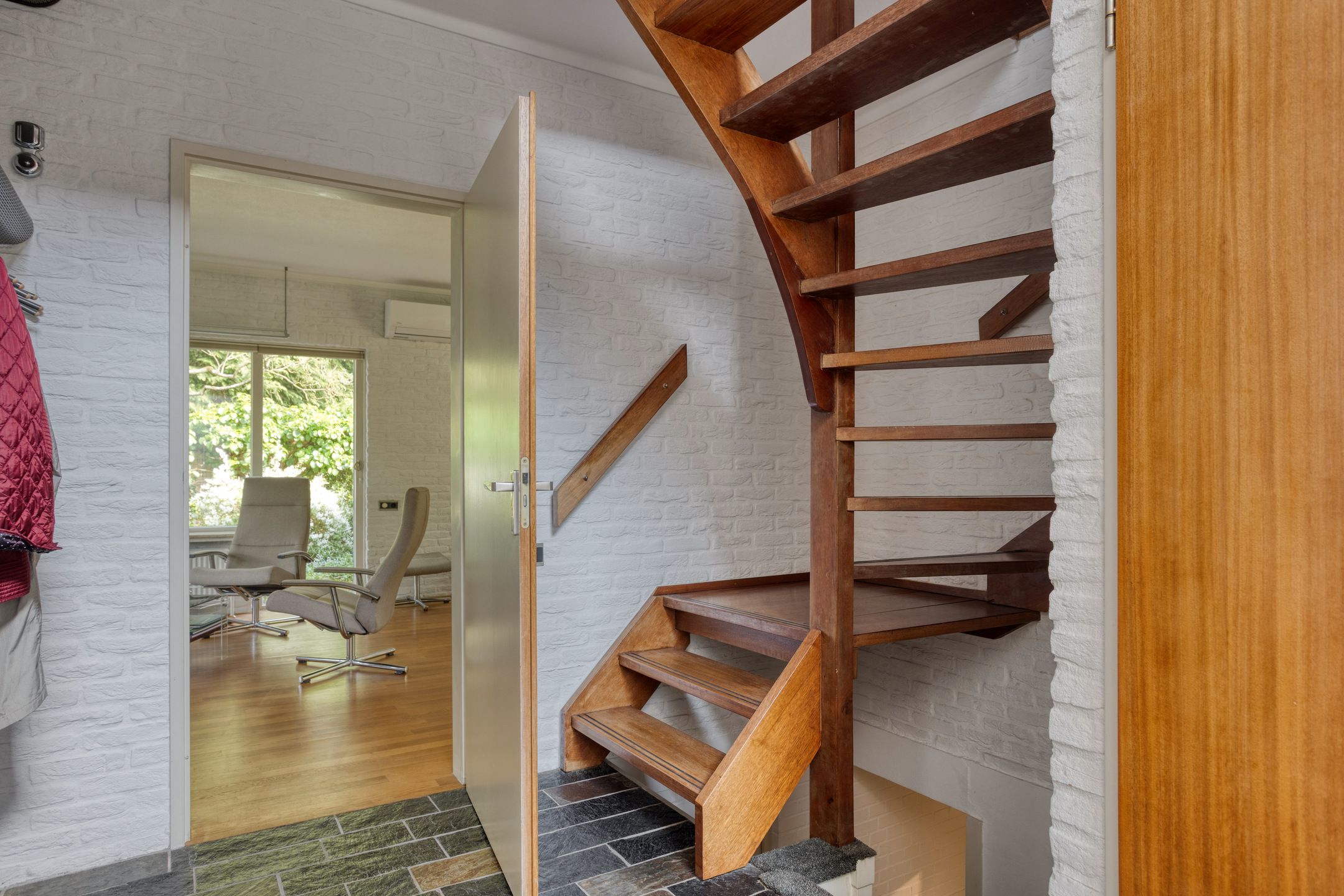 Foto 9 van Tusseler 69