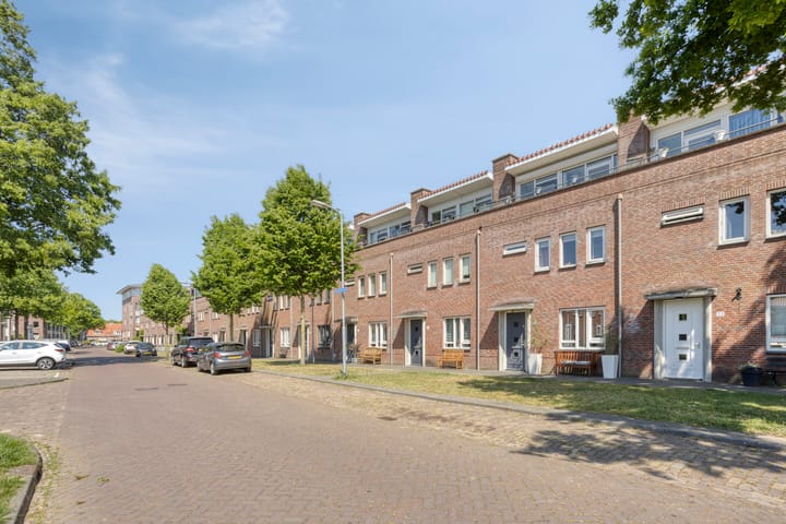 Foto 6 van Burgerzinstraat 31