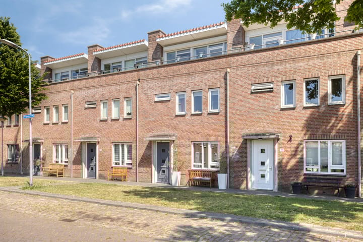 Foto 5 van Burgerzinstraat 31